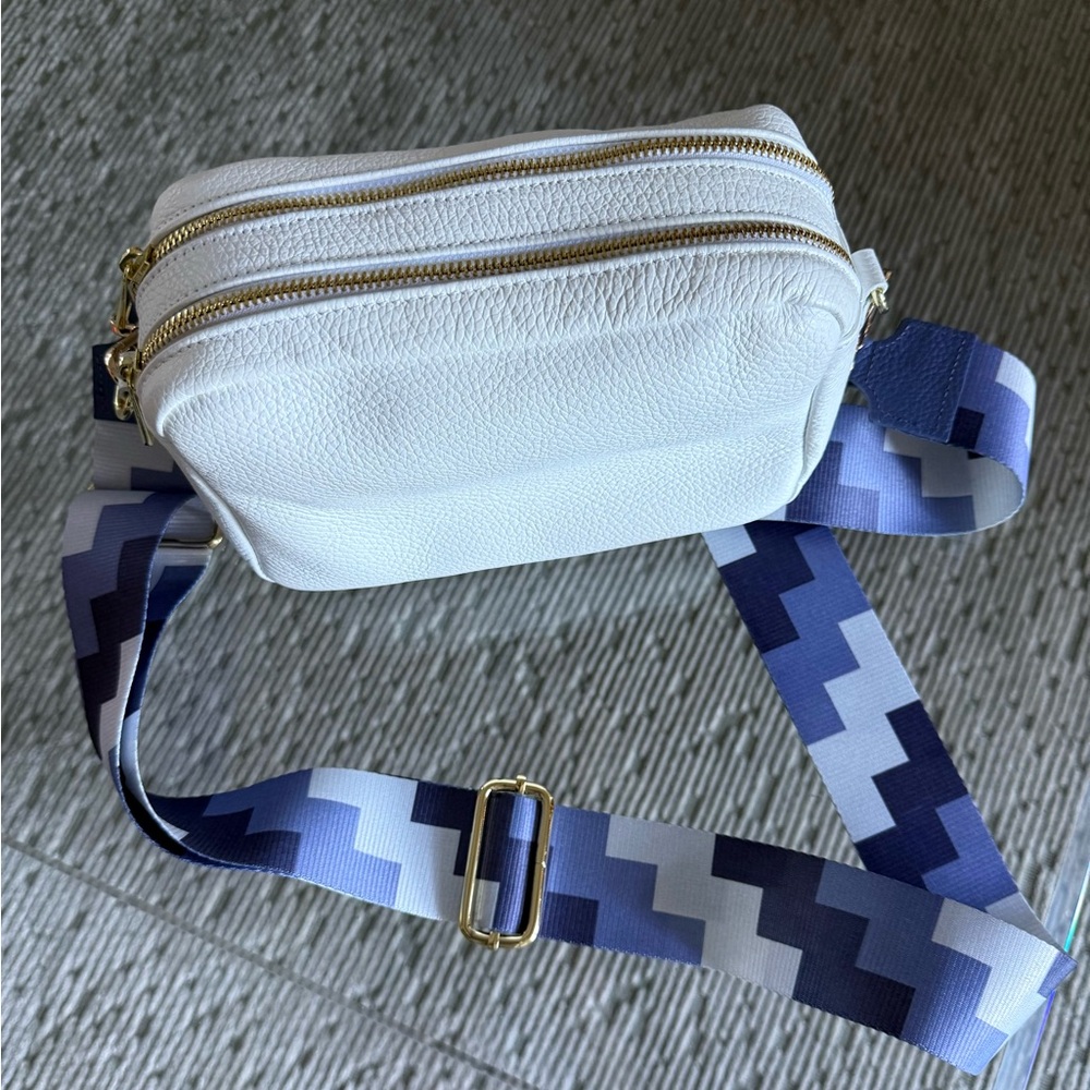 NWOT Crossbody w/ 4 straps
